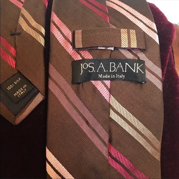 Jos.A.Bank ⚜️ Striped Silk Tie - Picture 2 of 2